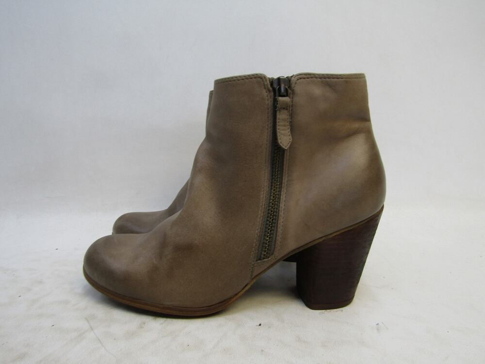 BP Womens Size 7.5 M Brown Leather Zip Ankle Heeled Boots Bootie